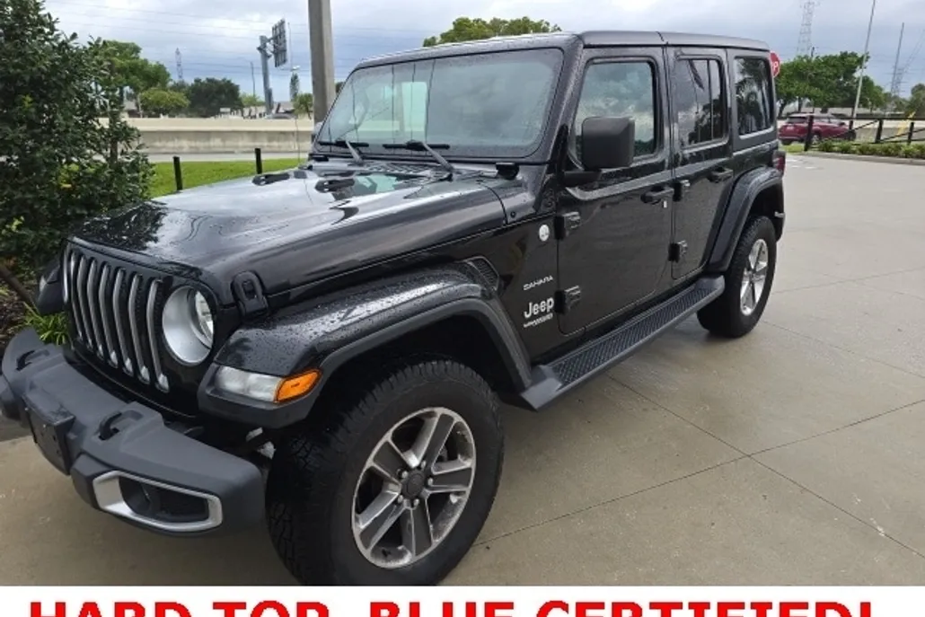 2019 Jeep Wrangler Unlimited Sahara photo 1