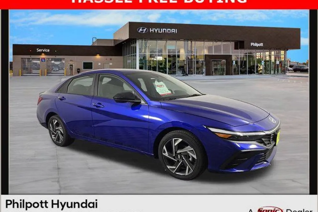 2025 Hyundai Elantra SEL Sport photo 1