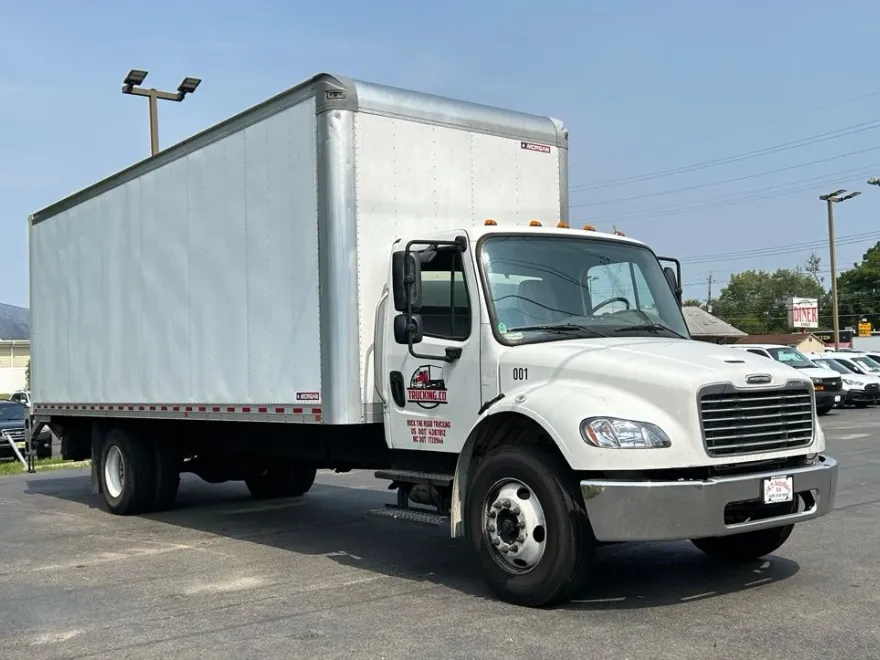 2023 Freightliner M2 106 Medium Duty photo 1