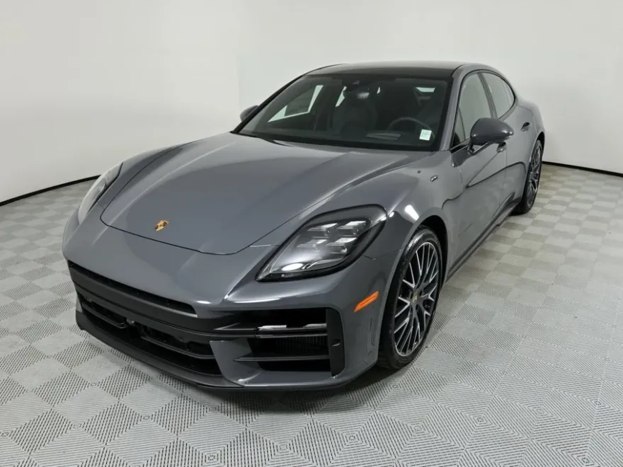 2025 Porsche Panamera Base photo 1