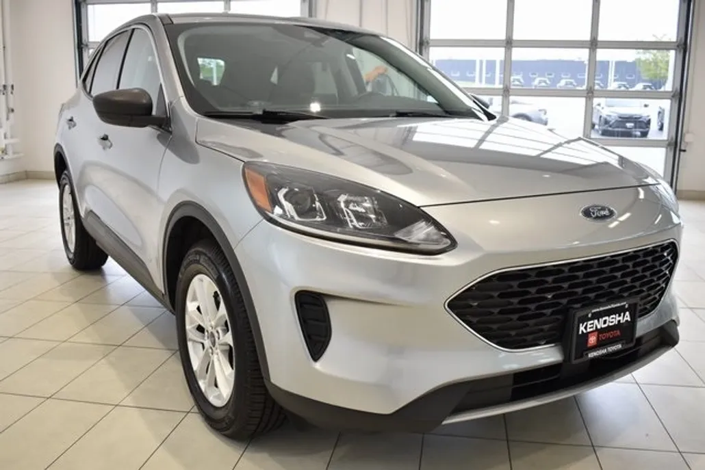 2022 Ford Escape SE photo 1