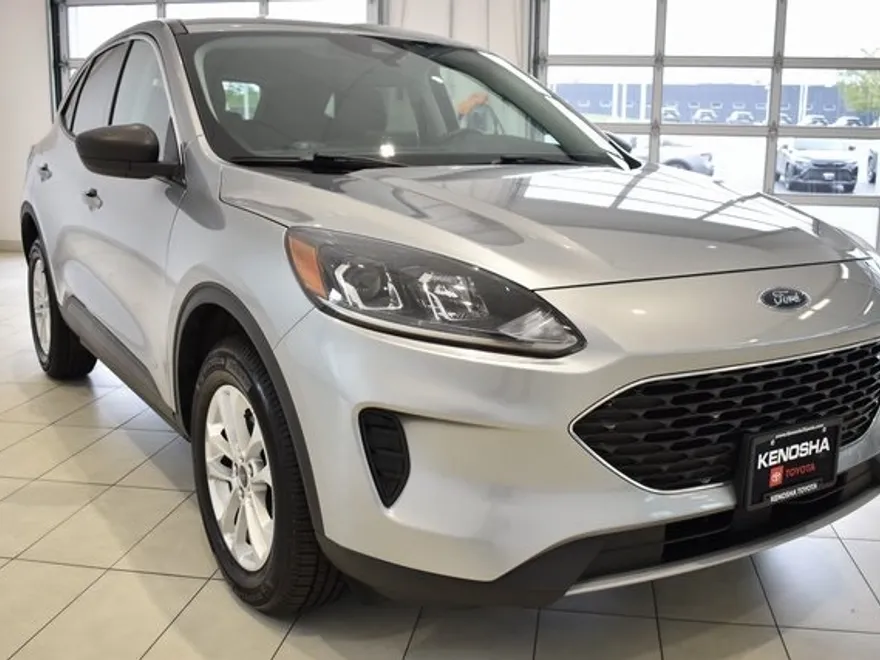2022 Ford Escape SE photo 1