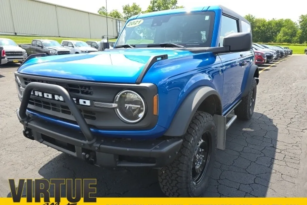 2021 Ford Bronco Base photo 1
