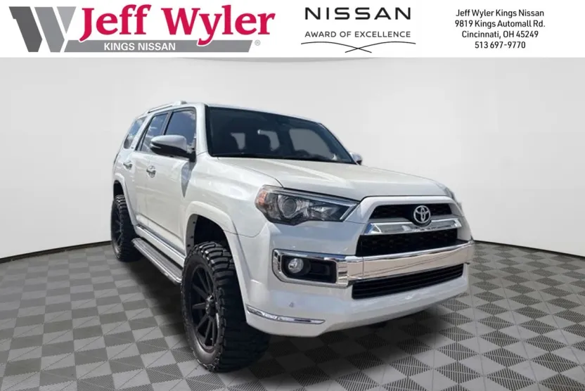 2015 Toyota 4Runner Limited photo 1