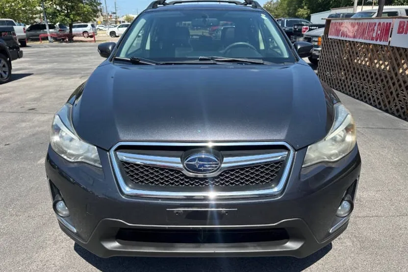 2016 Subaru Crosstrek 2.0i Limited photo 1