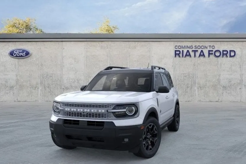 2025 Ford Bronco Sport Outer Banks photo 1