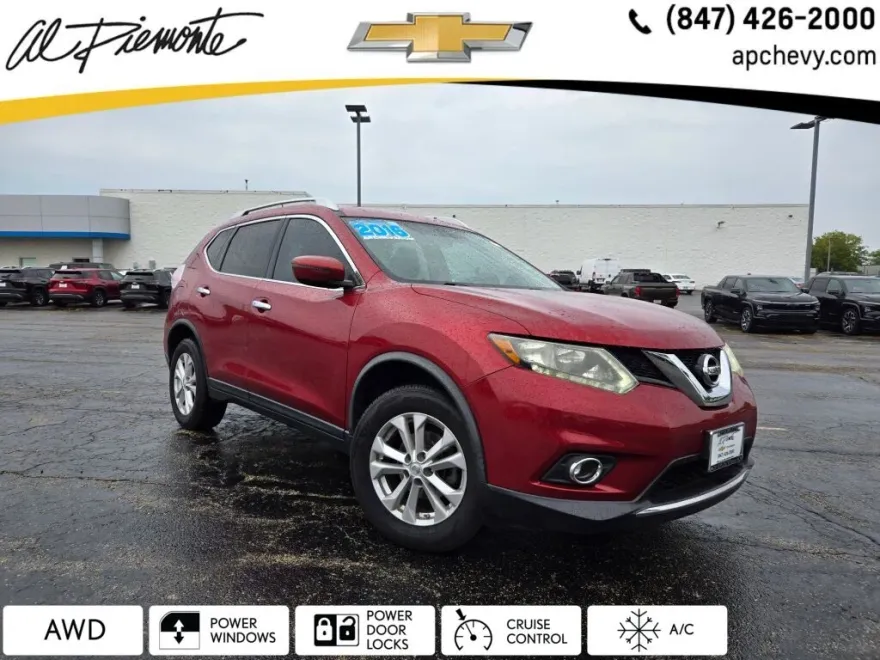 2016 Nissan Rogue SV photo 1