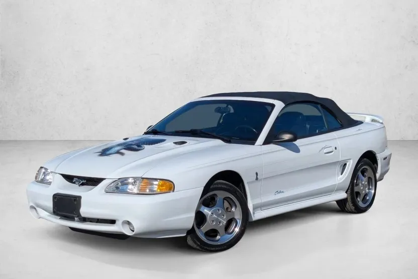 1996 Ford Mustang Cobra photo 1