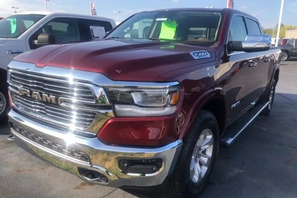 2019 Ram 1500 Laramie photo 1