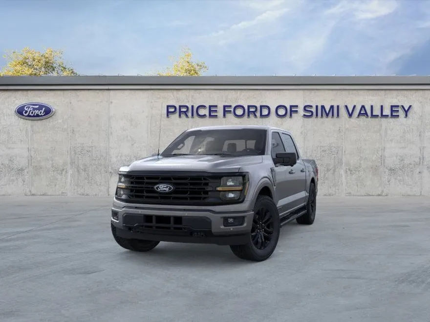 2025 Ford F-150 XLT photo 1