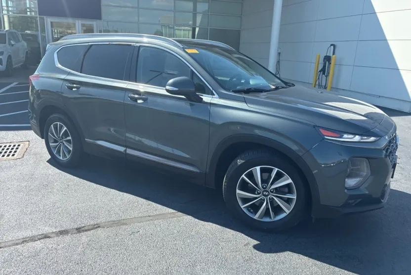 2020 Hyundai Santa Fe Limited photo 1