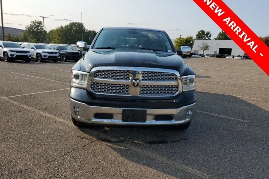 2016 Ram 1500 Laramie photo 1