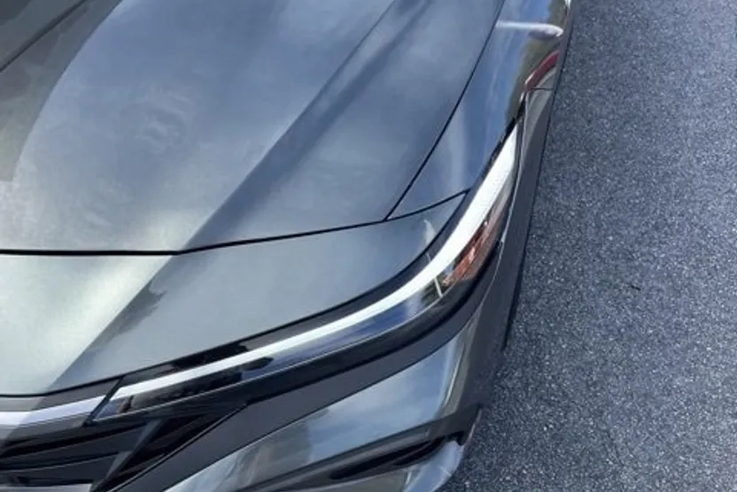 2025 Hyundai Elantra SEL Sport photo 1