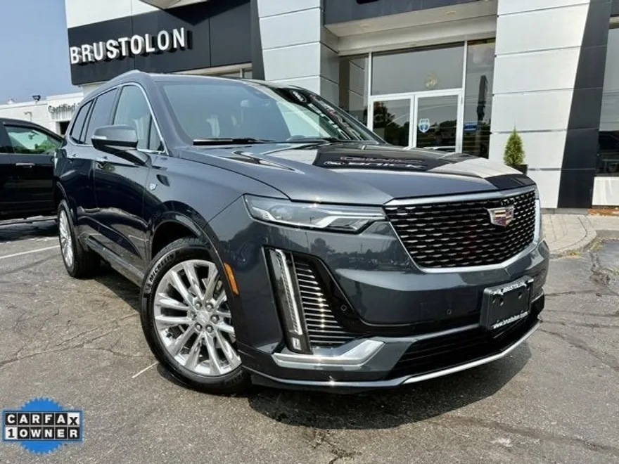 2023 Cadillac XT6 Premium Luxury photo 1