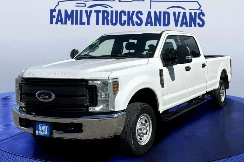 2018 Ford F-350 XL photo 1