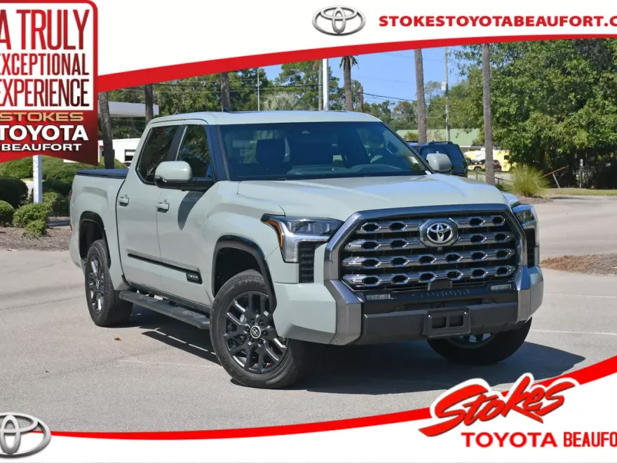2024 Toyota Tundra Platinum CrewMax photo 1