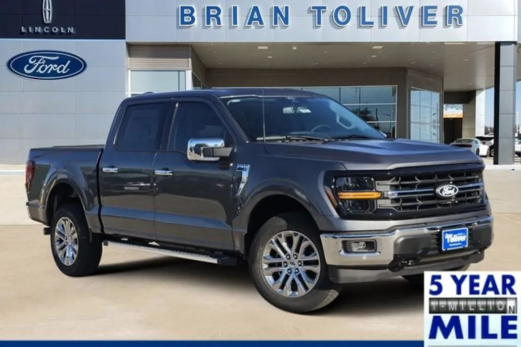 2025 Ford F-150 XLT photo 1