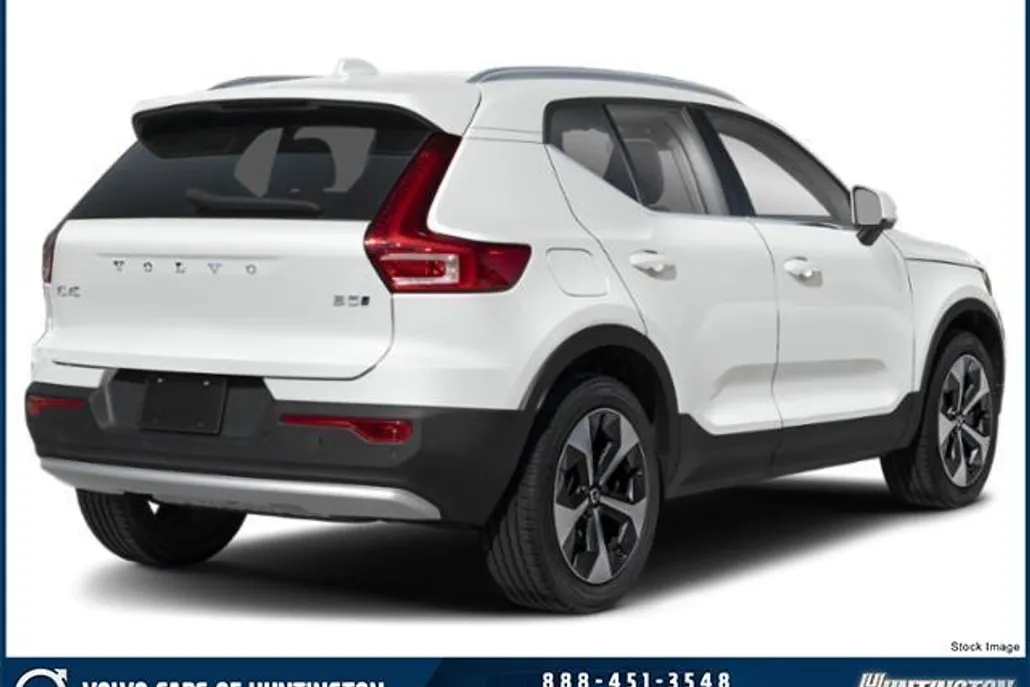 2025 Volvo XC40 Plus photo 1