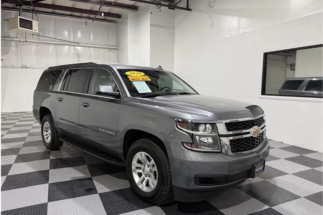 2020 Chevrolet Suburban LS photo 1