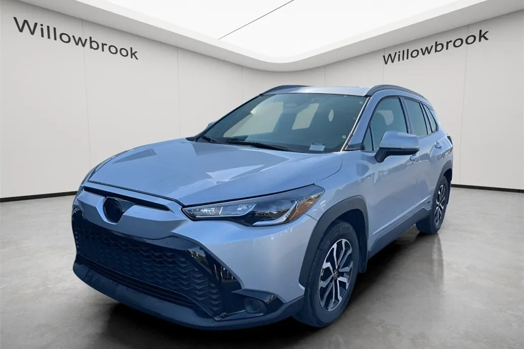 2024 Toyota Corolla Cross Hybrid SE photo 1