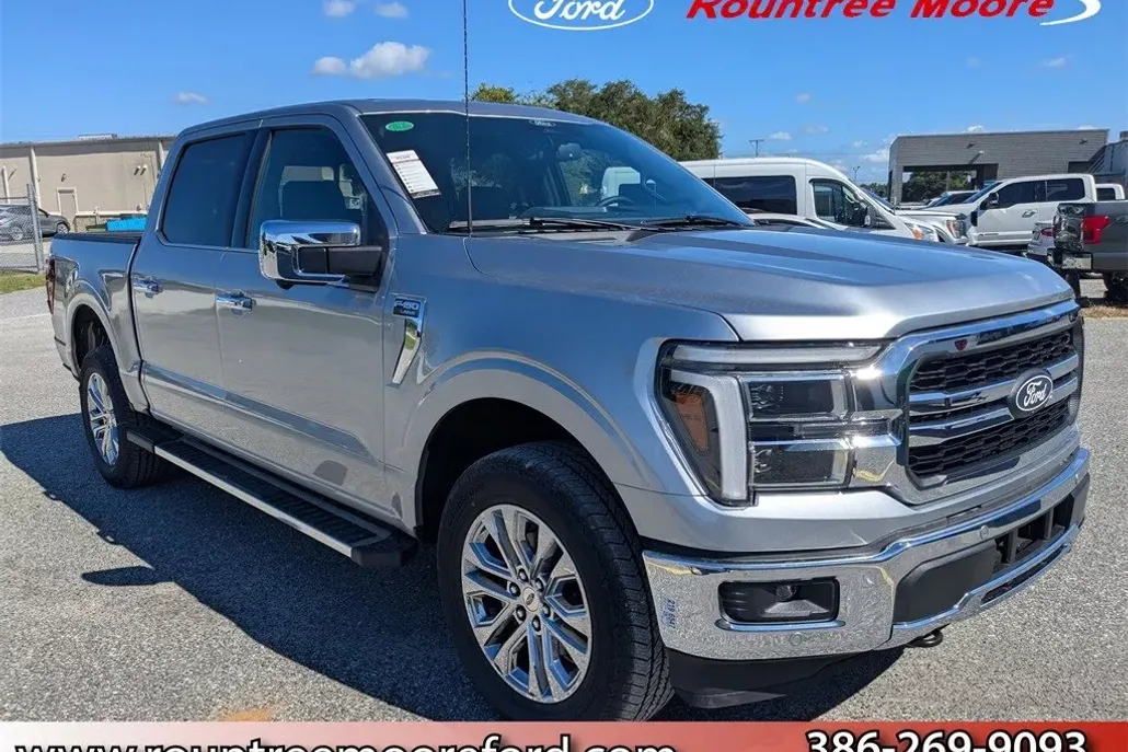 2025 Ford F-150 Lariat photo 1