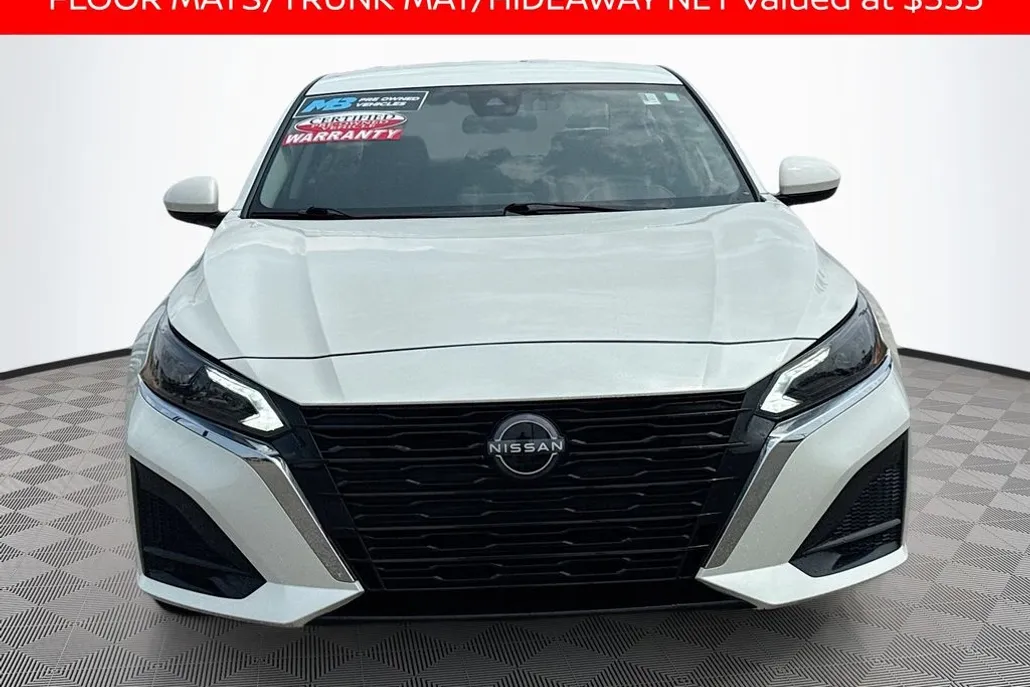 2023 Nissan Altima 2.5 SV photo 1