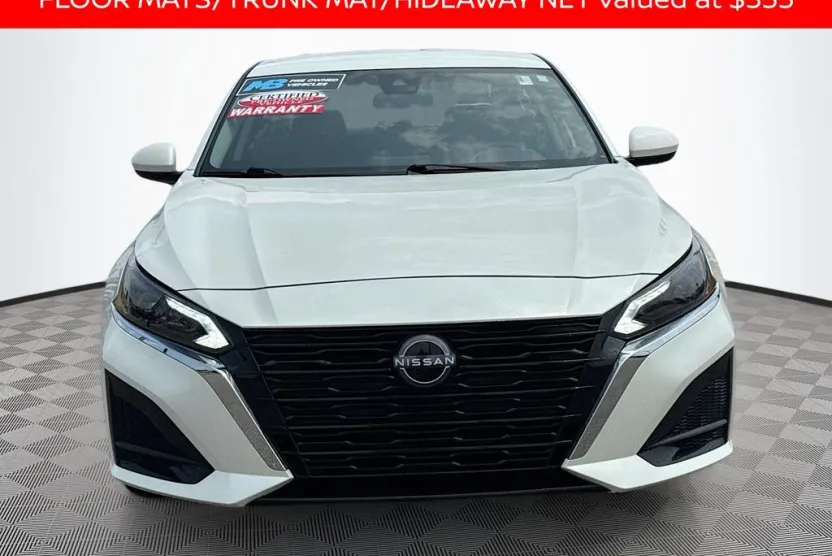 2023 Nissan Altima 2.5 SV photo 1