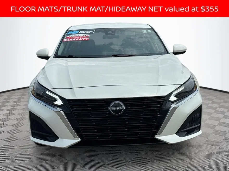 2023 Nissan Altima 2.5 SV photo 1
