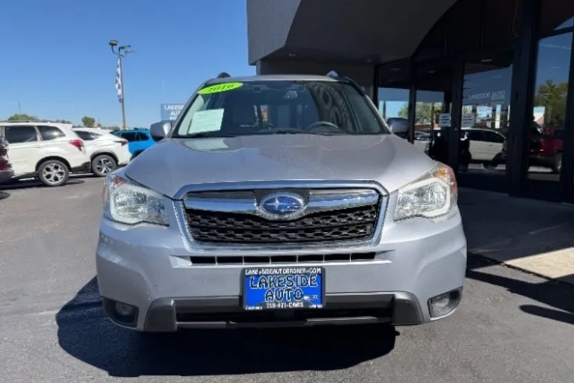 2016 Subaru Forester 2.5i Touring photo 1