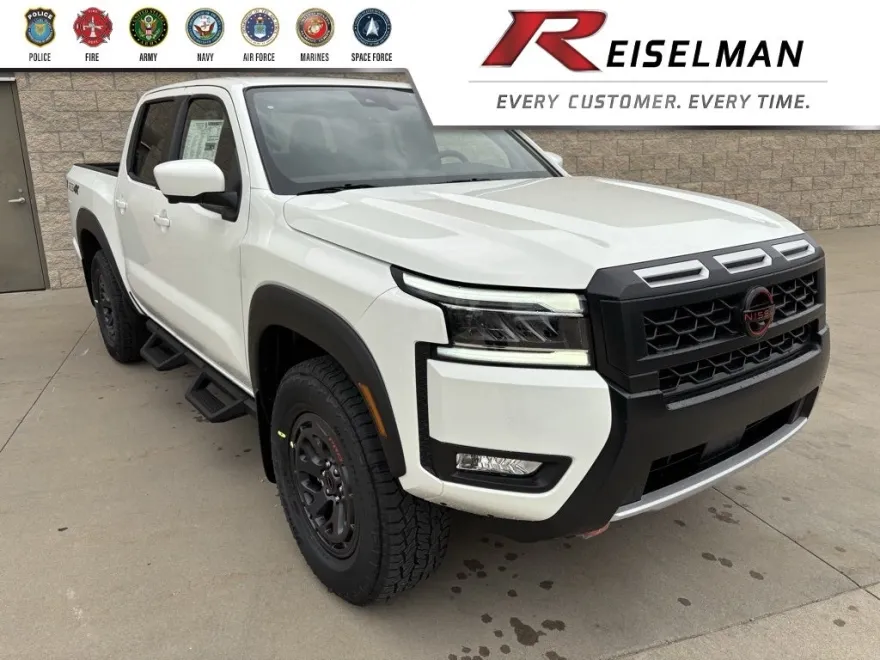 2025 Nissan Frontier PRO-4X photo 1