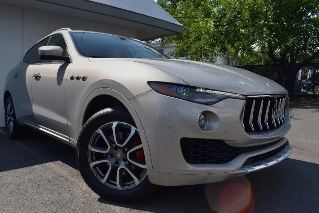 2017 Maserati Levante photo 1
