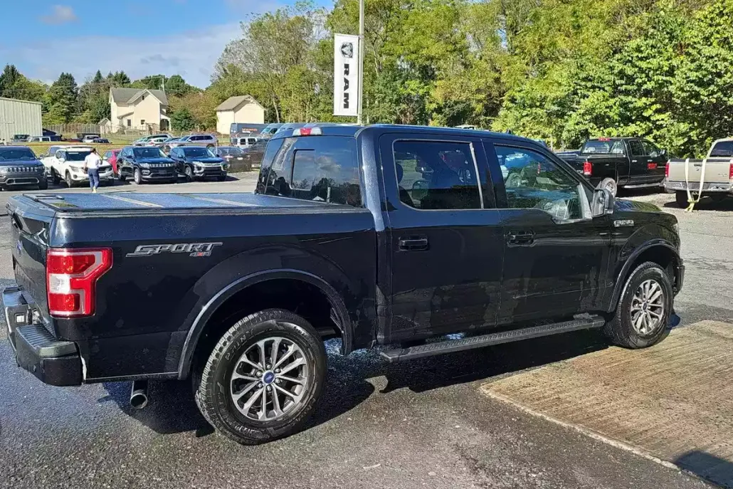 2019 Ford F-150 XLT photo 1