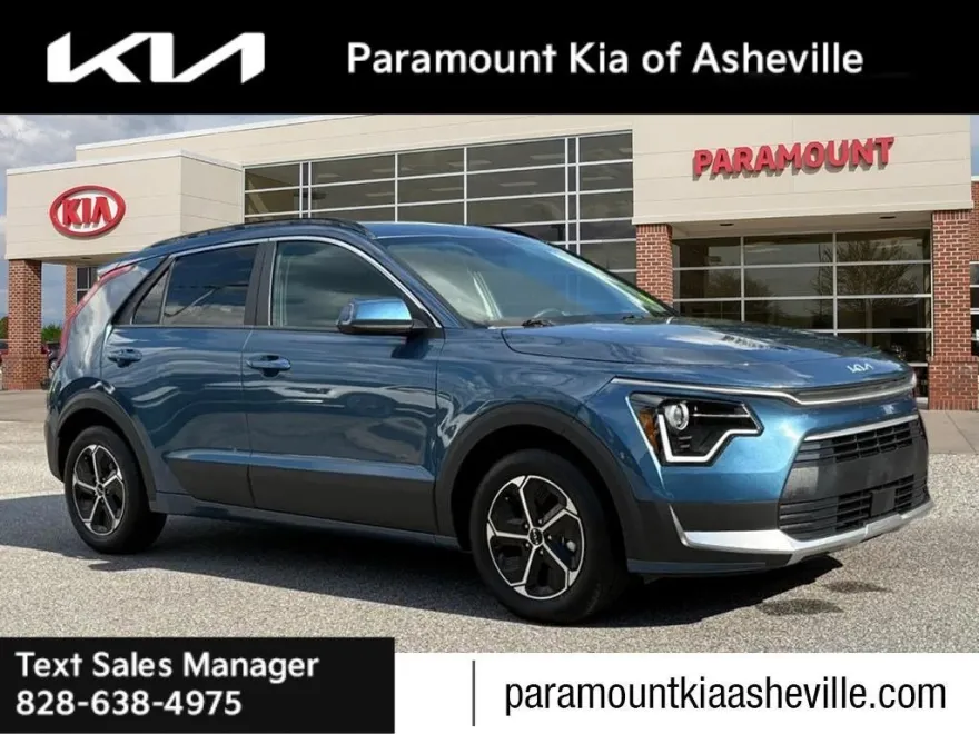 2025 Kia Niro EX photo 1