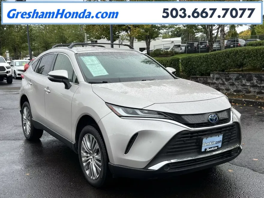 2022 Toyota Venza XLE photo 1