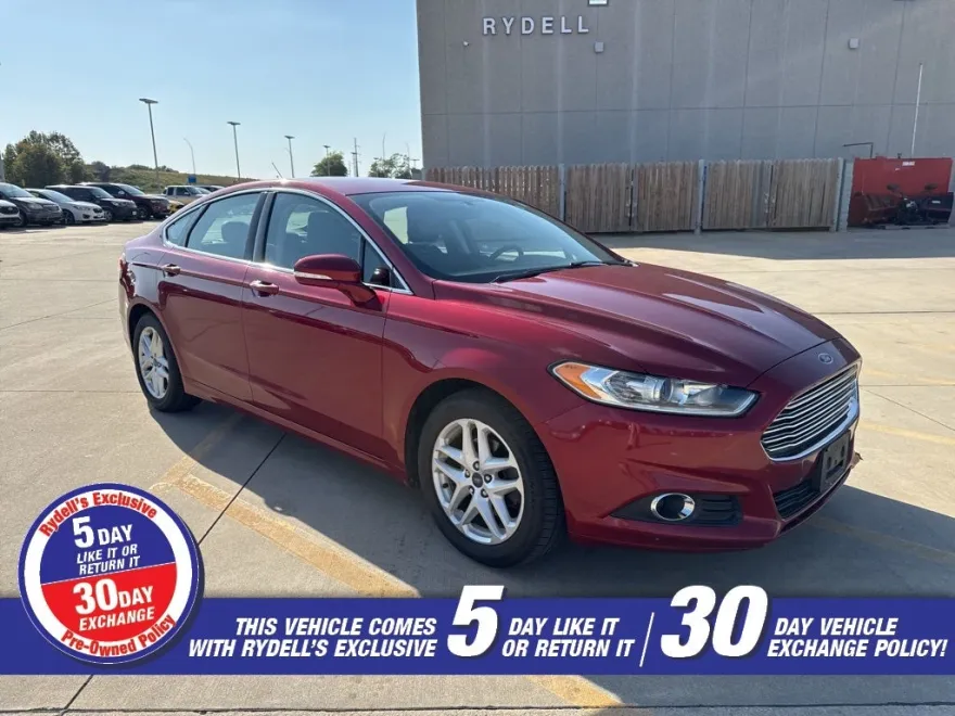 2014 Ford Fusion SE photo 1