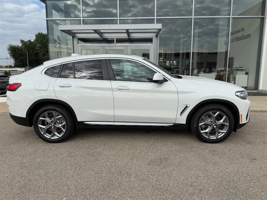 2025 Bmw X4 xDrive30i photo 1