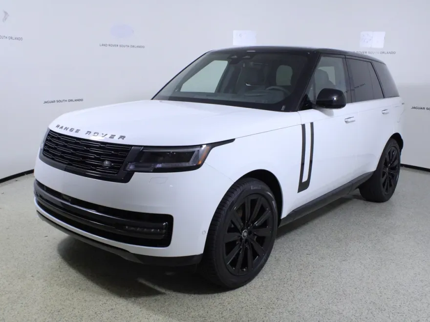 2025 Land Rover Range Rover SE photo 1