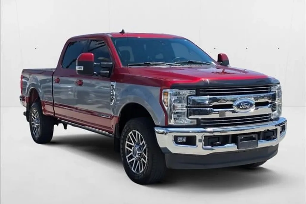 2019 Ford F-250 Lariat photo 1