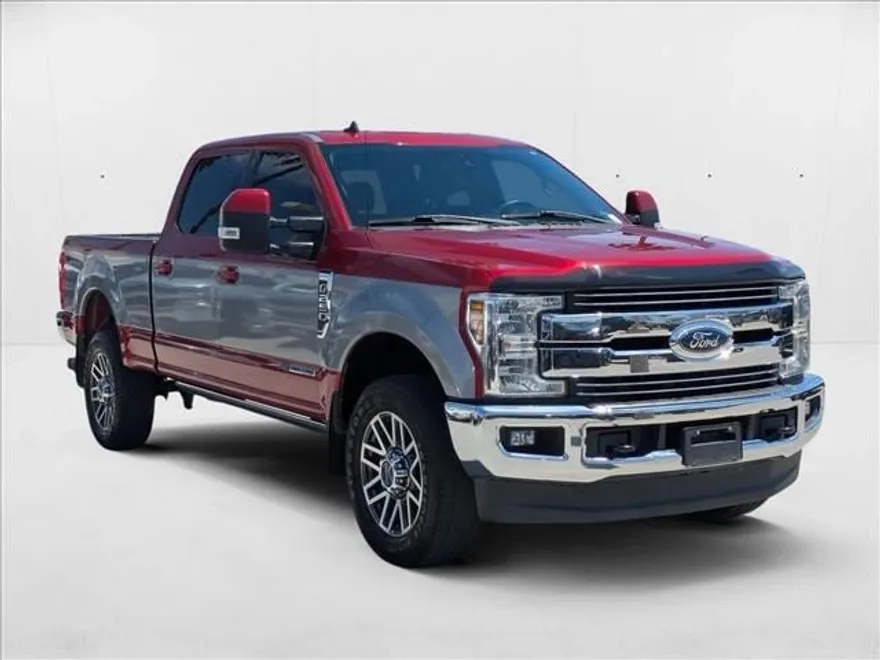 2019 Ford F-250 Lariat photo 1