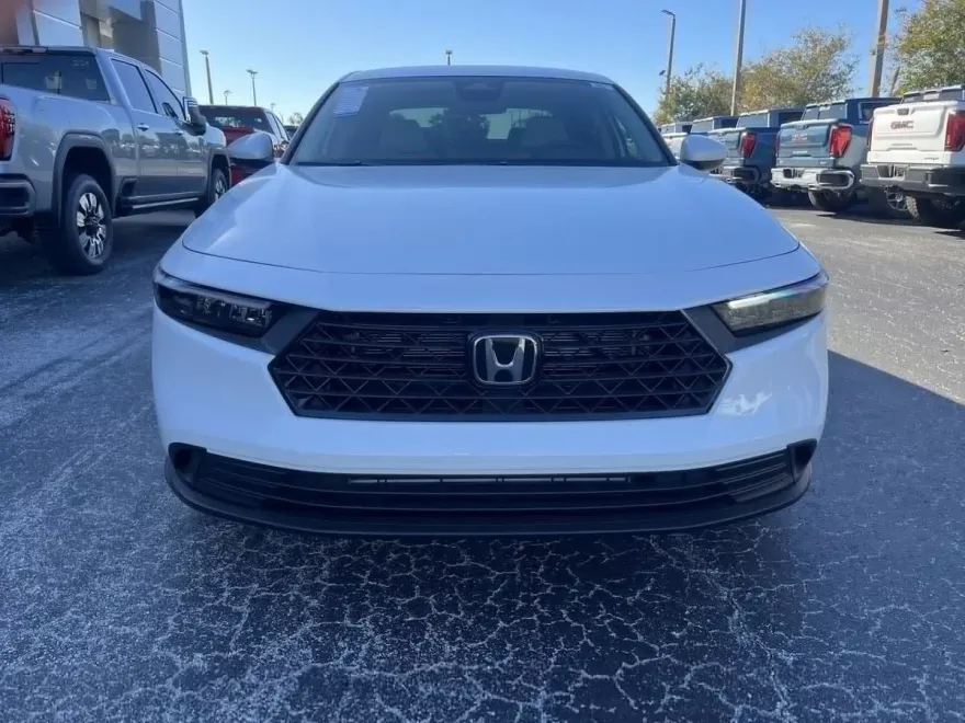 2025 Honda Accord LX photo 1