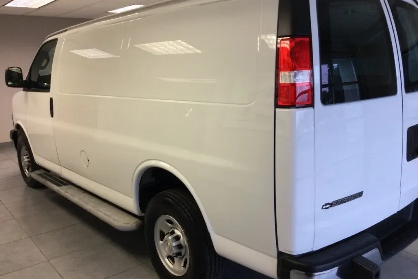 2023 Chevrolet Express 2500 Cargo photo 1
