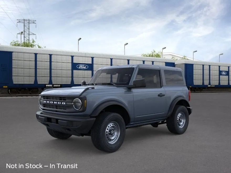 2025 Ford Bronco Base photo 1