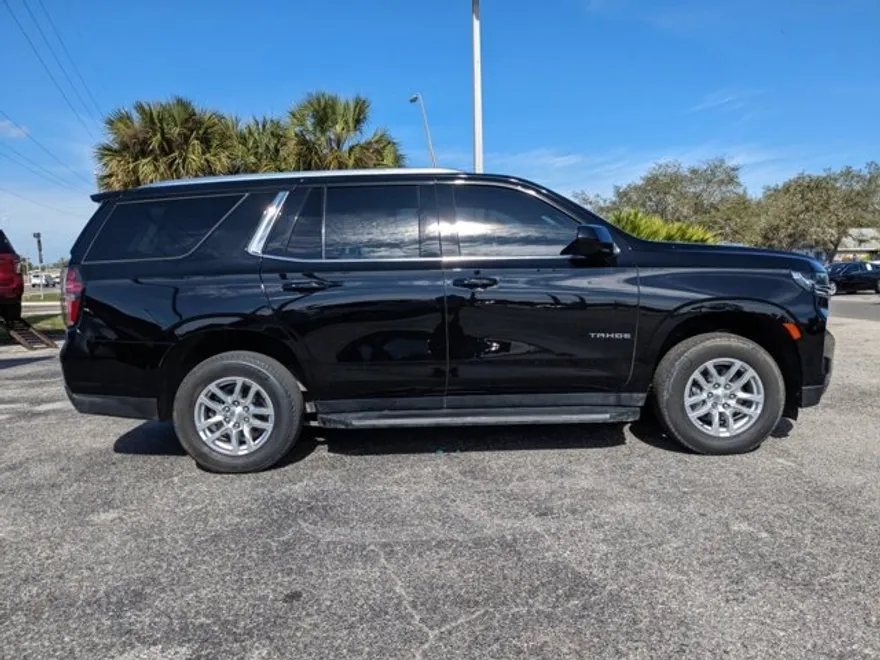 2022 Chevrolet Tahoe LS photo 1