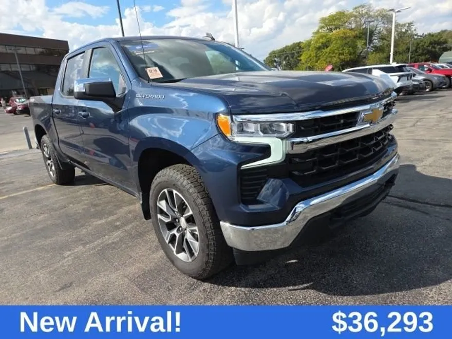 2022 Chevrolet Silverado 1500 LT photo 1