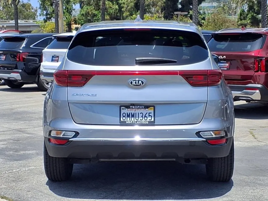 2020 Kia Sportage LX photo 1