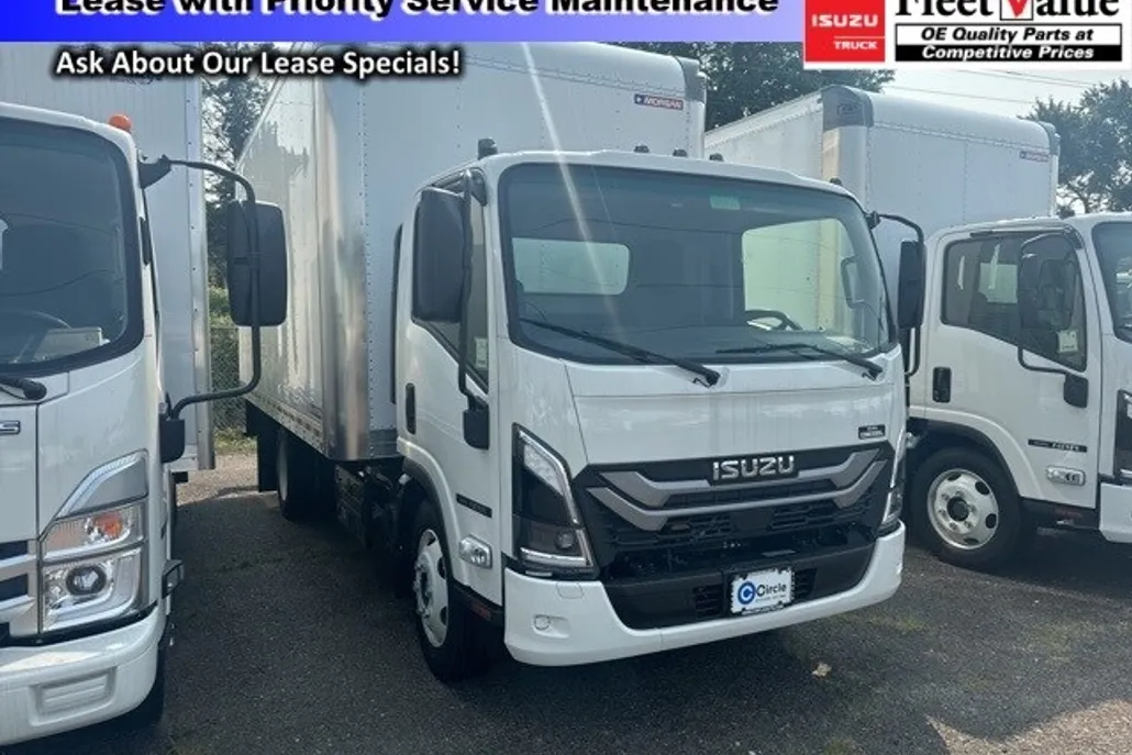2025 Isuzu NRR photo 1