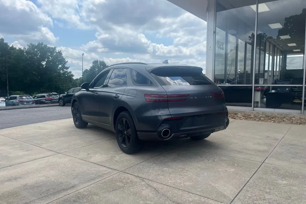 2022 Genesis GV70 3.5T Sport photo 1