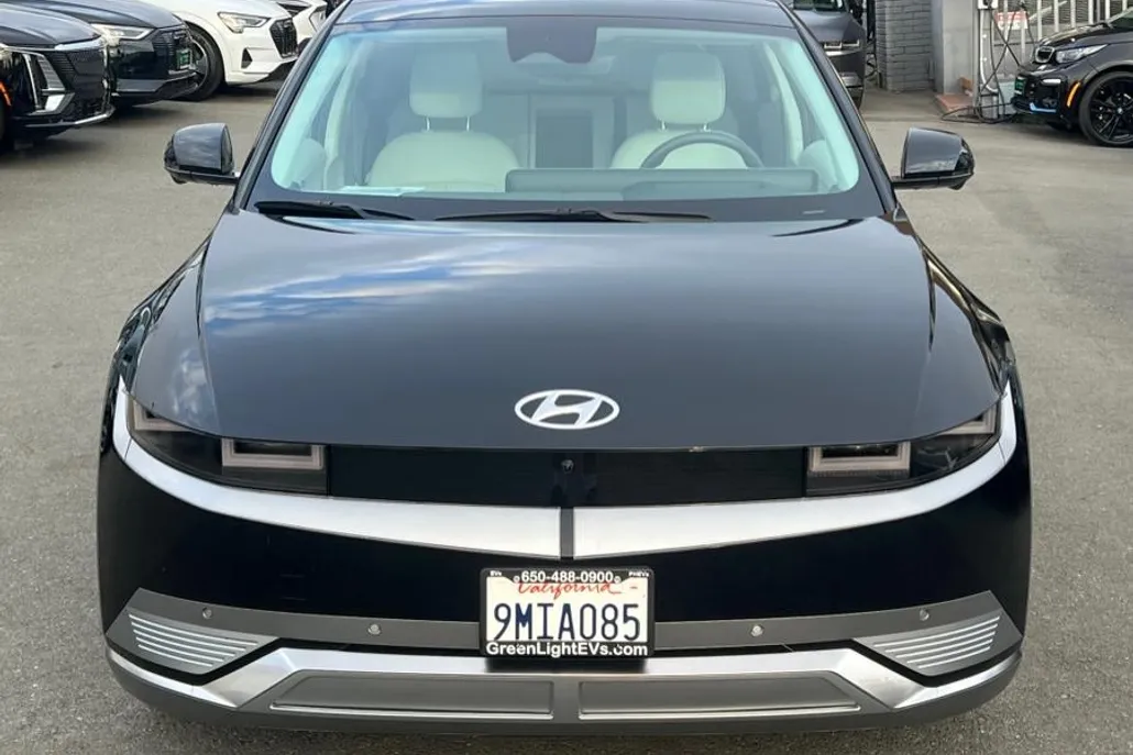 2024 Hyundai Ioniq 5 Limited photo 1
