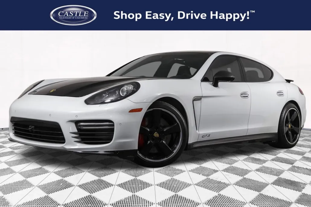 2016 Porsche Panamera GTS photo 1