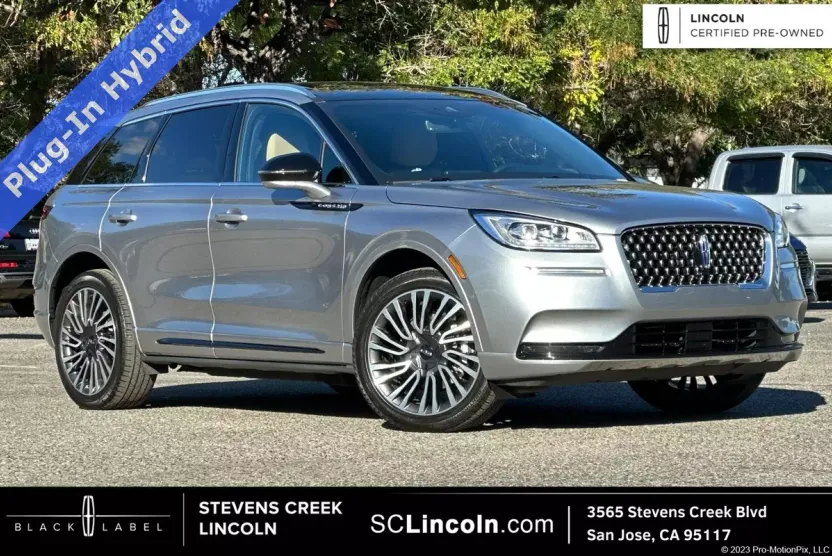 2022 Lincoln Corsair Grand Touring photo 1